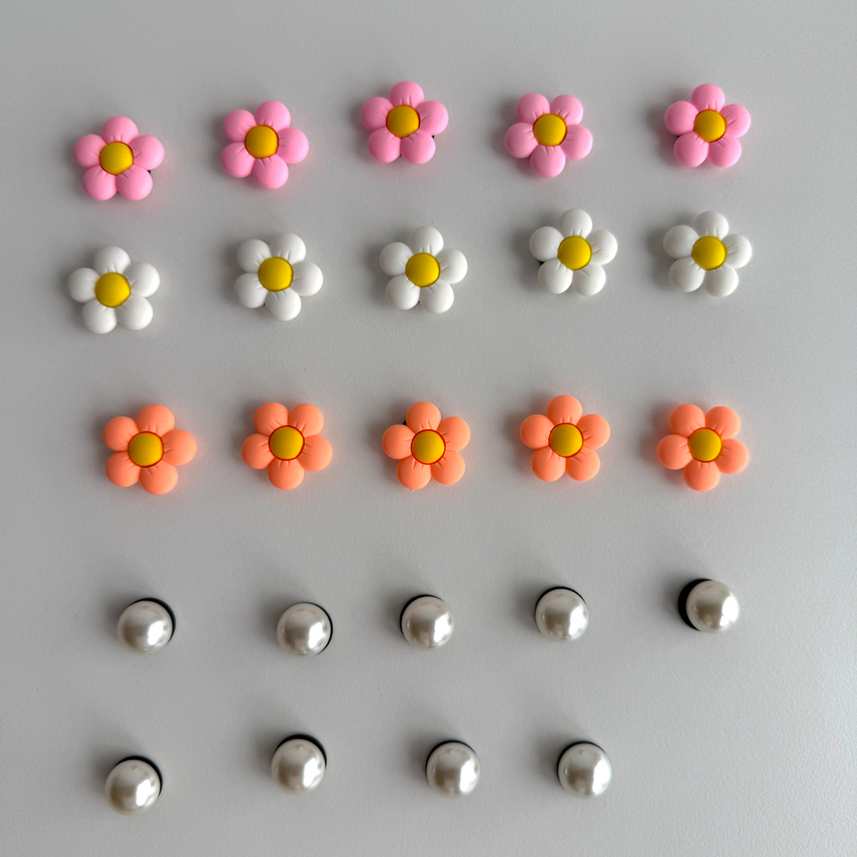 Full-Set Flower Charmy